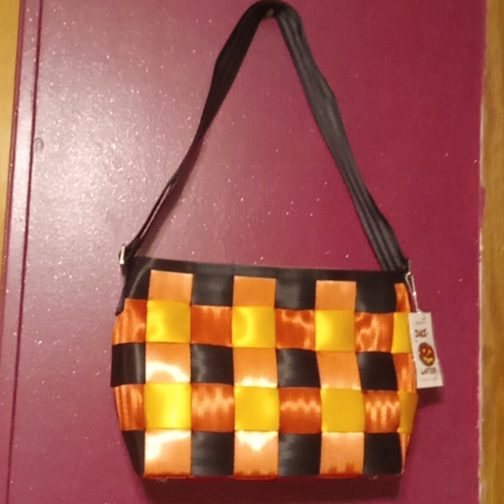 Harveys Seatbelt Jack O Lantern LTD messager Bag.🎃